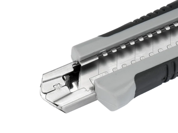 Cutter bi-matière de 18 mm pour la pose de plaques et les travaux de découpe